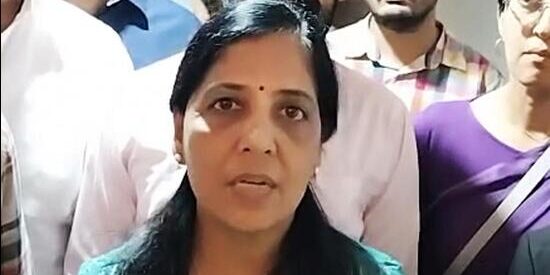 Delhi chief minister Arvind Kejriwal s wife Sunit 1712044423000 e1712121012179